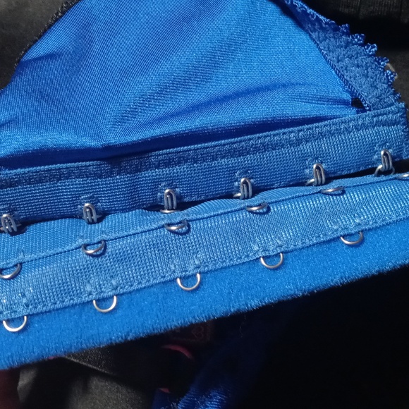 Cropped bra - Picture 5 of 5